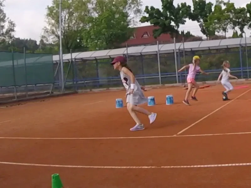 Cursuri de tenis pentru copii la Școala de Tenis Raluca Ciulei