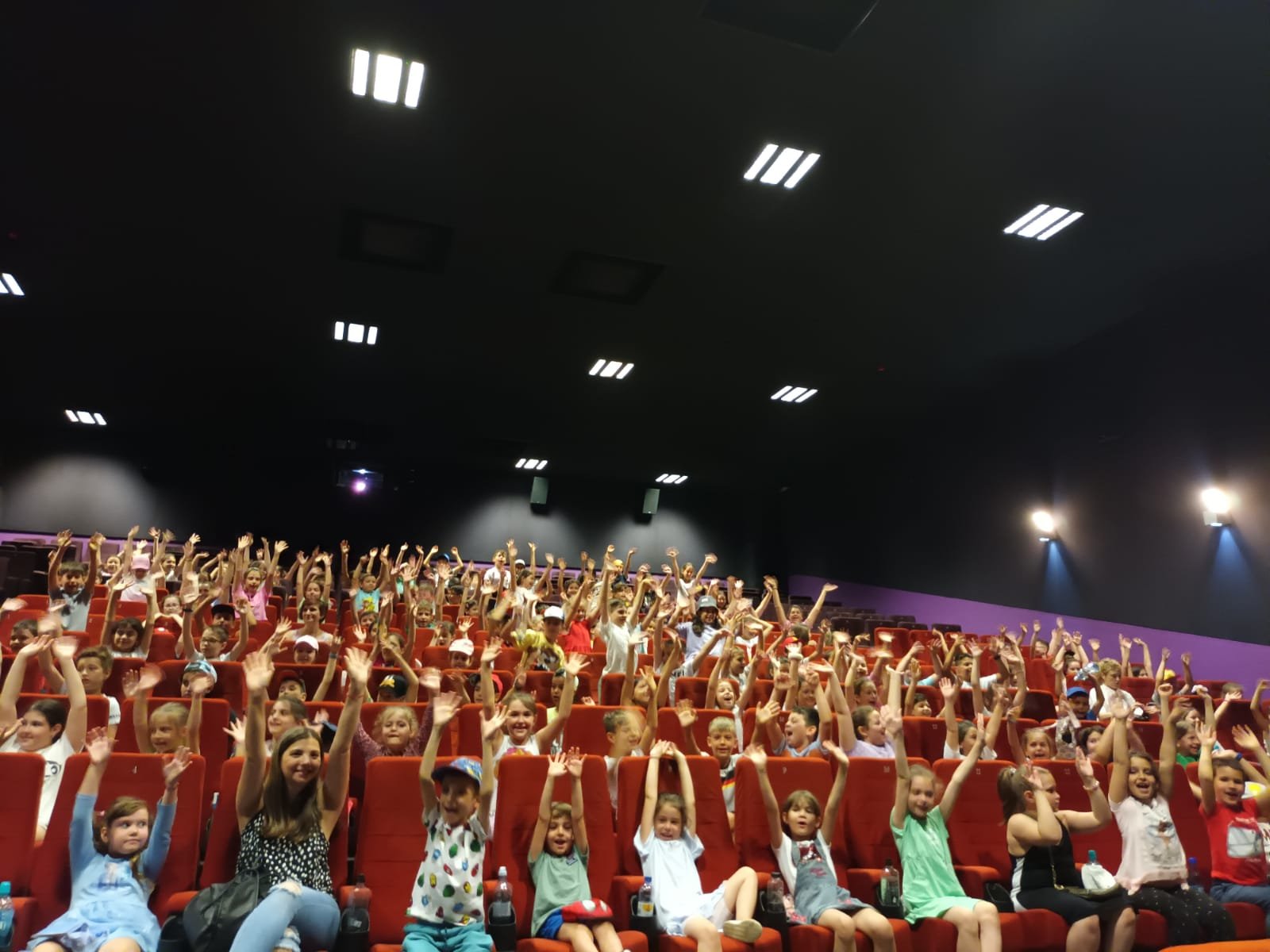 Happy Cinema