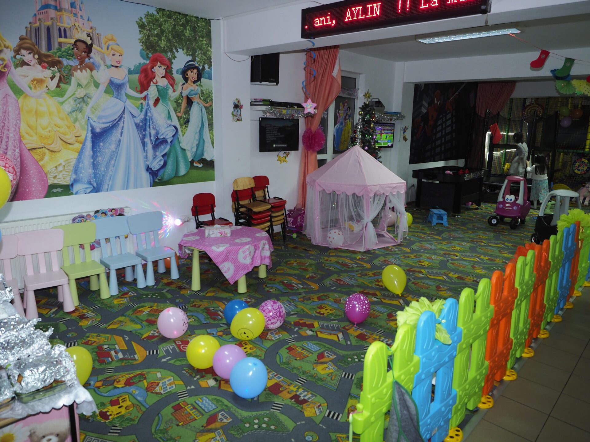 Elisa Playground