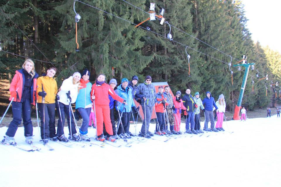 Cursuri de schi pentru copii la R&J Ski School & Ski Rental Poiana Brasov