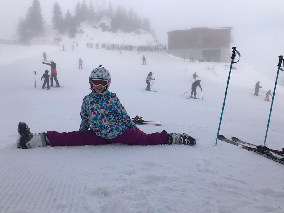 Cursuri de schi pentru copii la Outdoor Sports Ski School