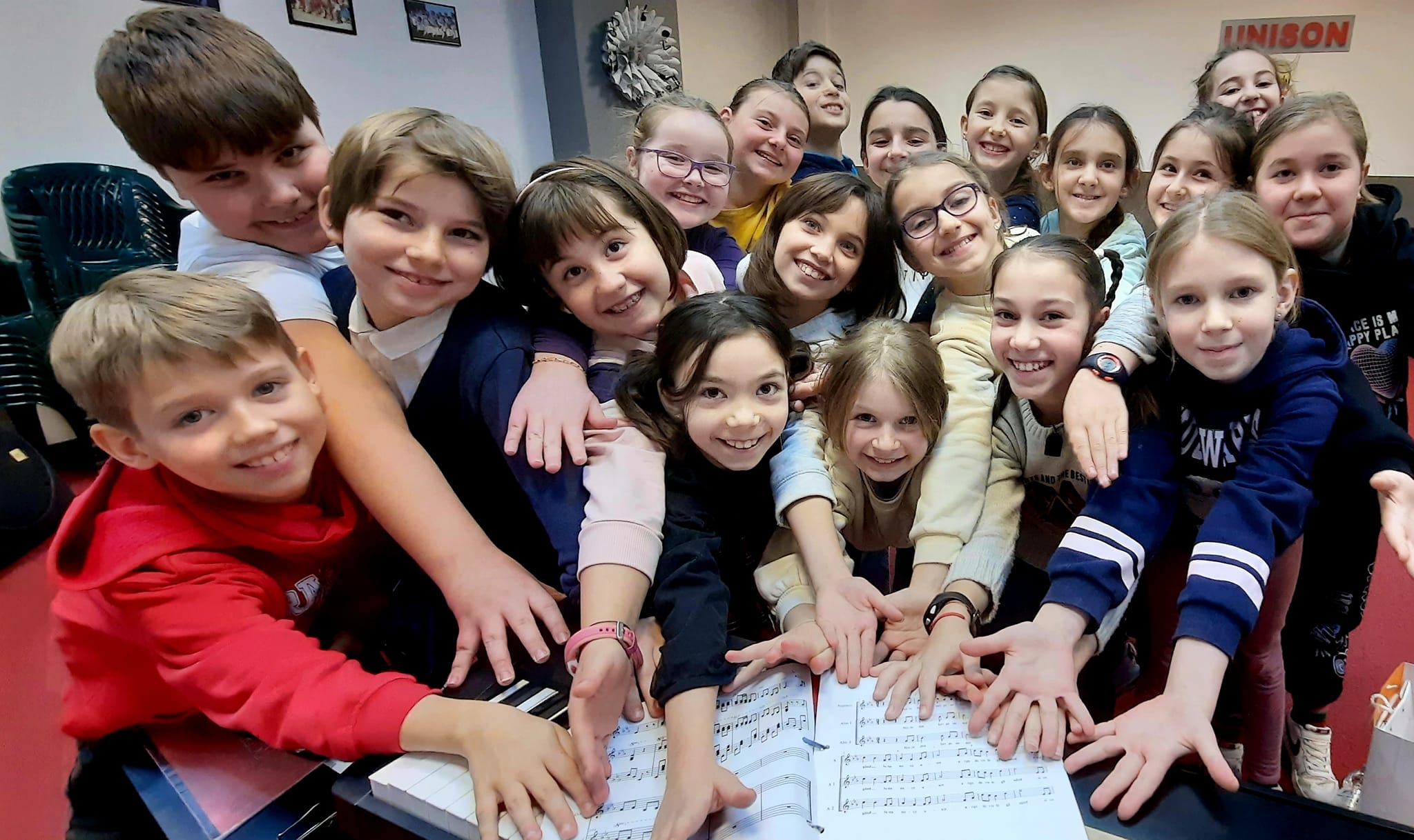Cursuri de canto pentru copii la Corul Unison
