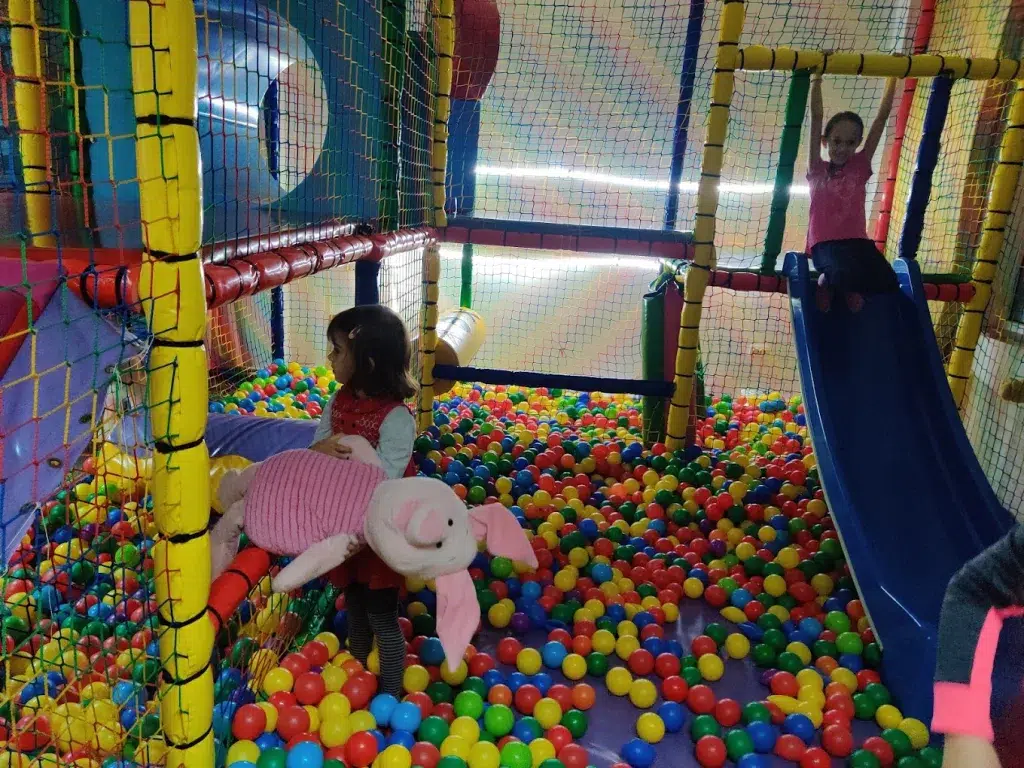 Elisa Playground