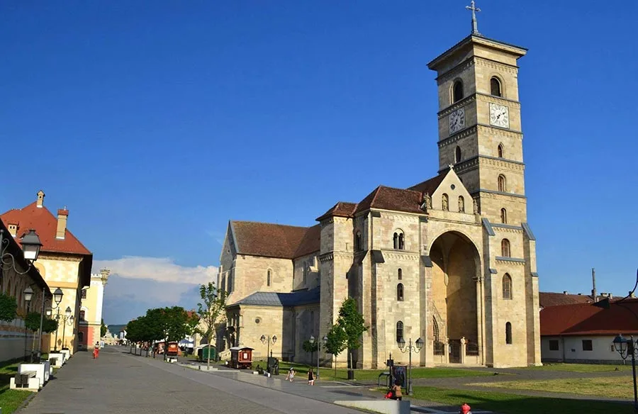 Catedrala Romano-Catolică Sfântul Mihail