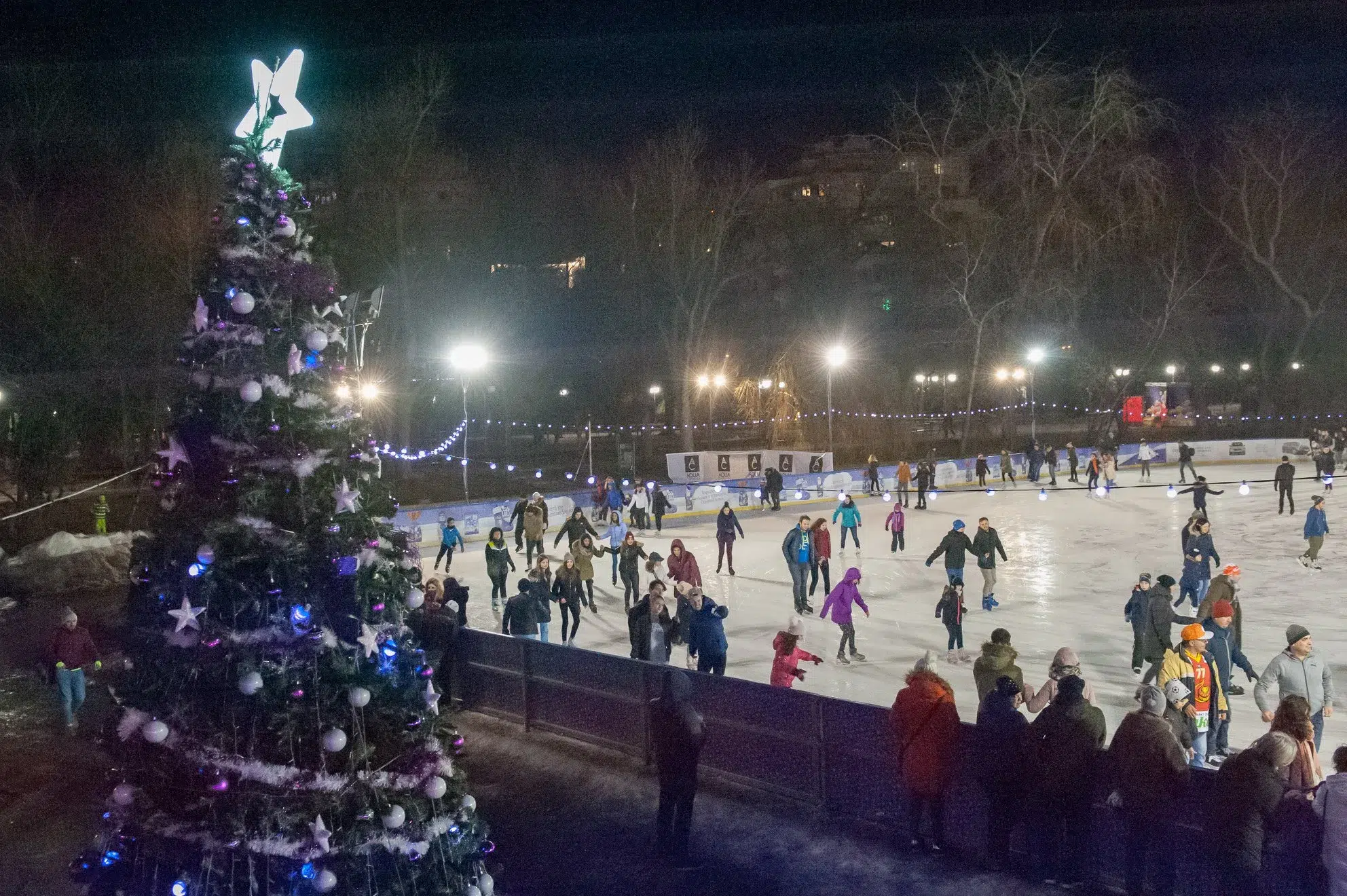 Unde merg la patinoar în București? [2025]