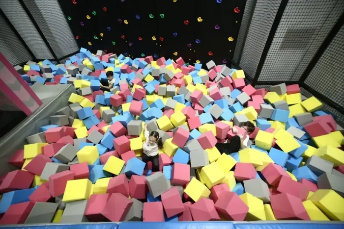 Locul de joacă Bounce