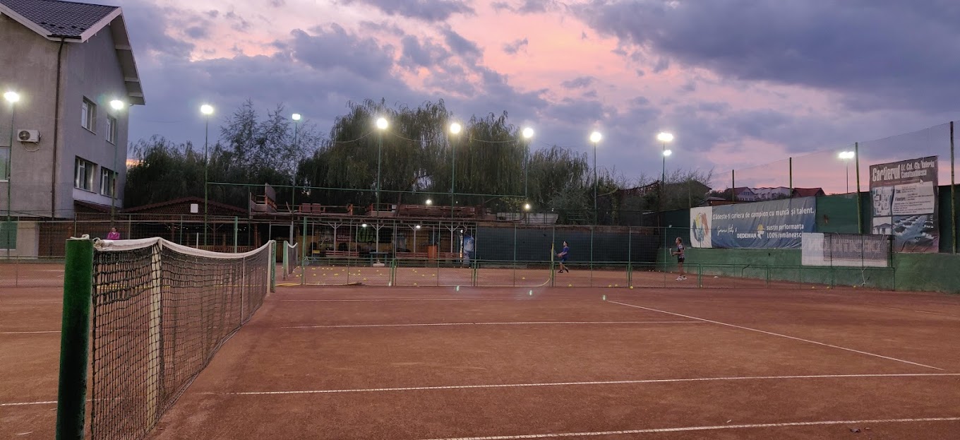 Cursuri de tenis pentru copii la Coreco Tennis Club