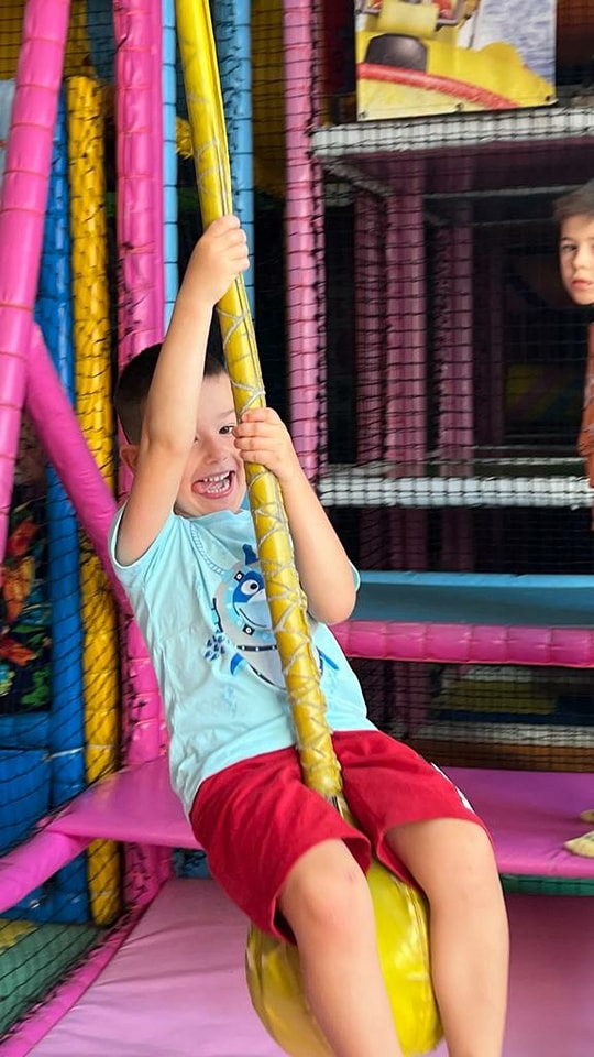 Ateliere de joacă și stimulare pentru copii la Neverland