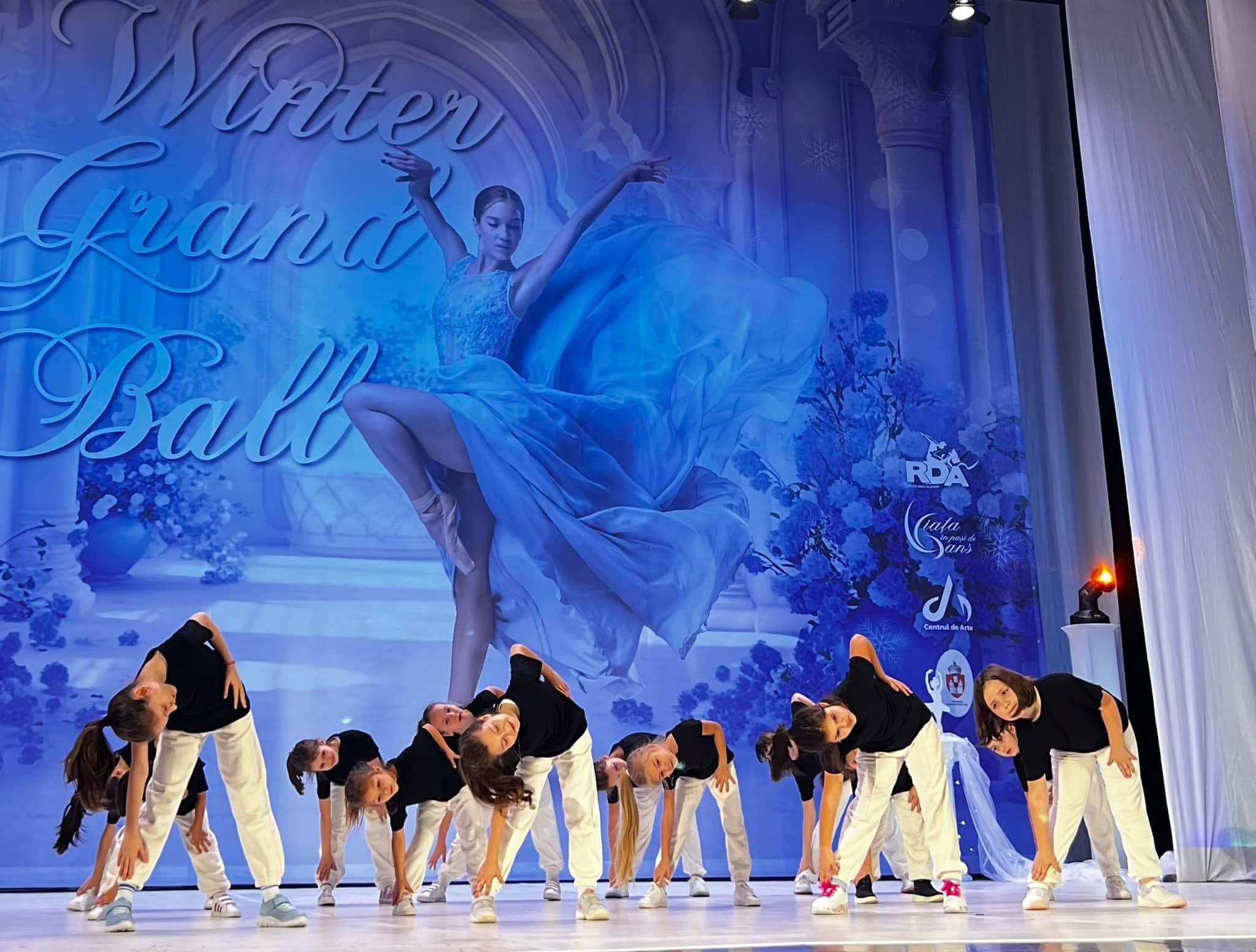 Cursuri de dans și balet pentru copii la Nikons Dance Team