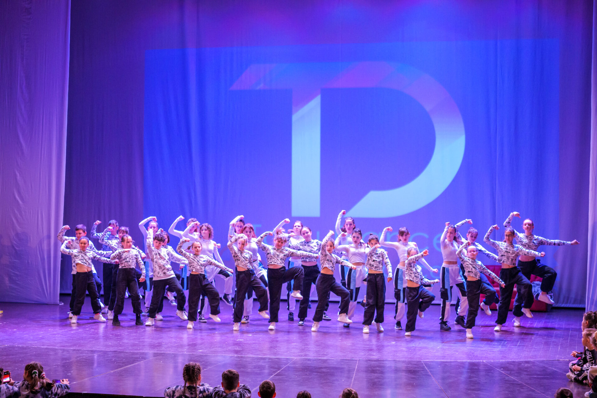 Cursuri de dans pentru copii la Tazu Dance