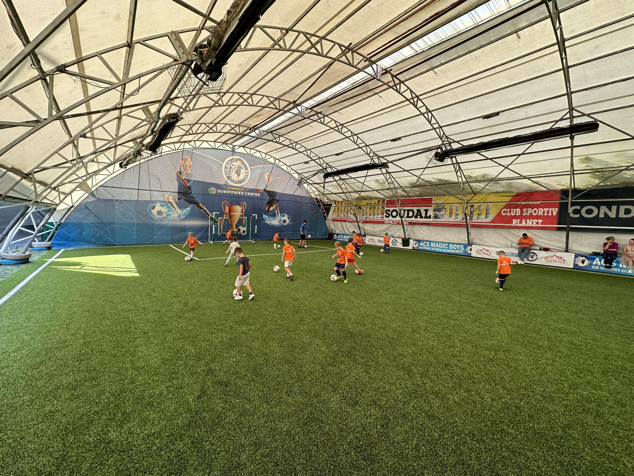 Dribling Arena (Teren Fotbal Planet)